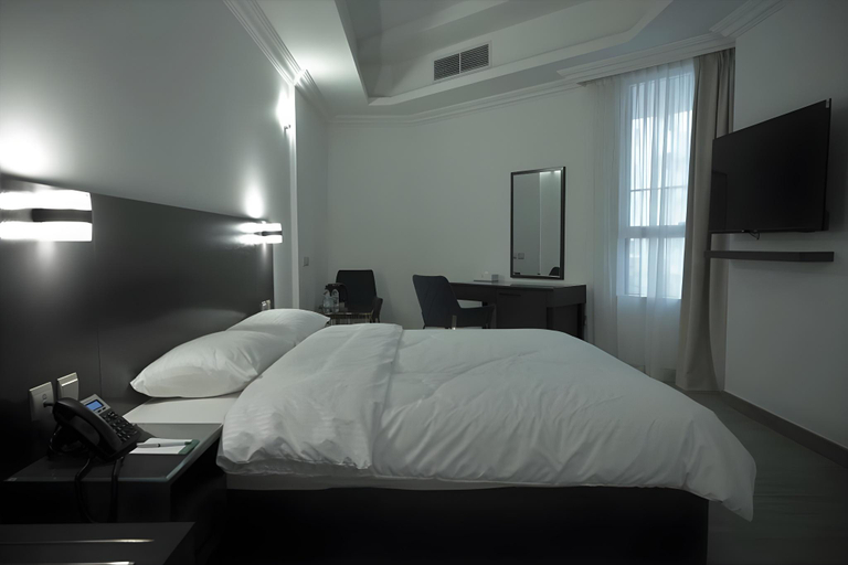 Bedroom 2, Garden City Hotel, Dubai