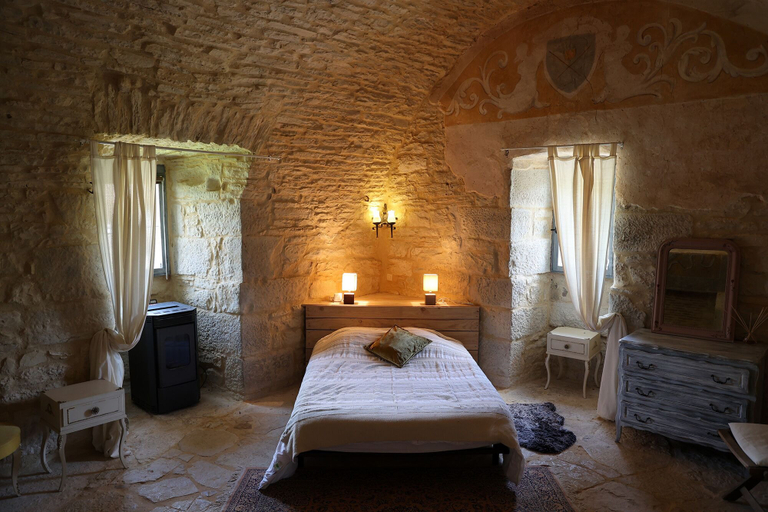 Room 5, Château de Saint Chamarand, Lot