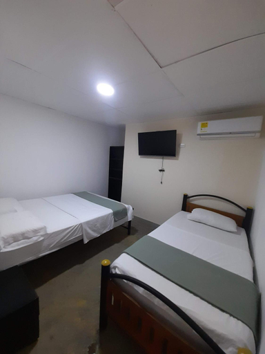 Bedroom 3, Rivera Hostel, Santa Marta (Dist. Esp.)