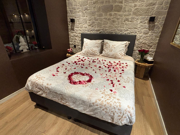 Bedroom 2, Au Plaisir Vosgien, Vosges
