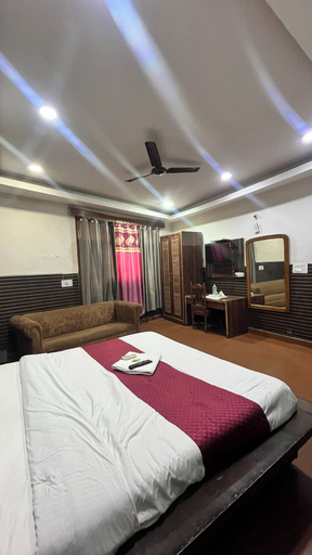 Room 2, Hotel Royal Plaza, Chandigarh