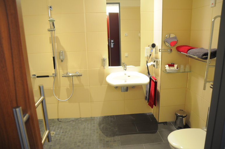 Bathroom, TOP EMBRACE Hotel Franz Essen, Essen