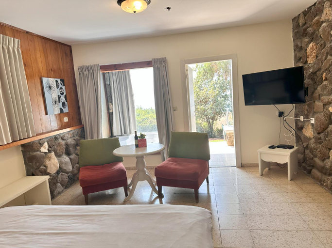 Bedroom 2, Vered Hagalil Holiday Village Hotel