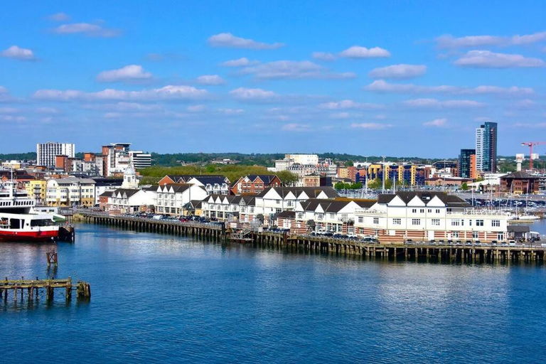 Exterior & Views, Apartment in St Denys, Southampton
