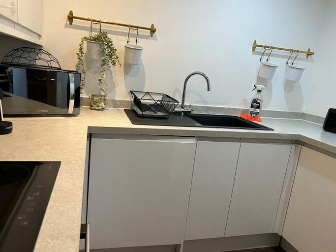 Others 5, Mathew Street 1 bed apt sleeps 6, Sefton
