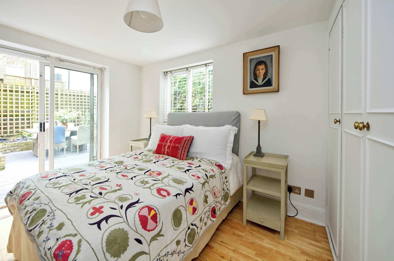 Interior 5, Lovely 2 bed Flat With Garden in Queen's Park, London