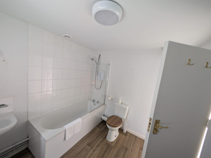 Bathroom 3, The Bull Hotel, Wiltshire