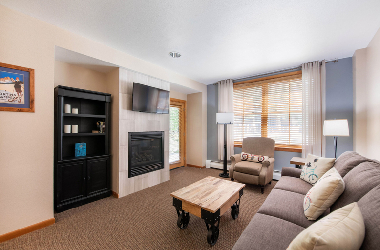 Living area 5, Premium Unit 1108 - One Bedroom - Zephyr Mountain Lodge 1 Condo, Grand