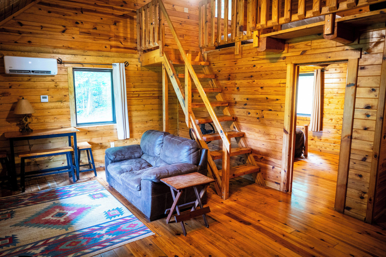 Living area 2, Horseshoe Canyon Ranch, Newton