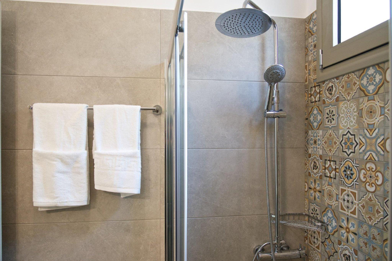 Bathroom 4, Villa Lassi Fos, Ionian Islands
