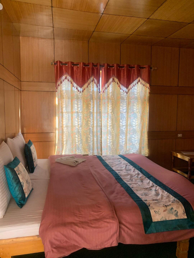 Bedroom, Zambala guest house, Leh