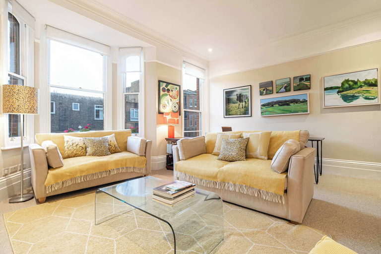 Interior 5, Lovely 1 Bedroom Flat in Chelsea, London