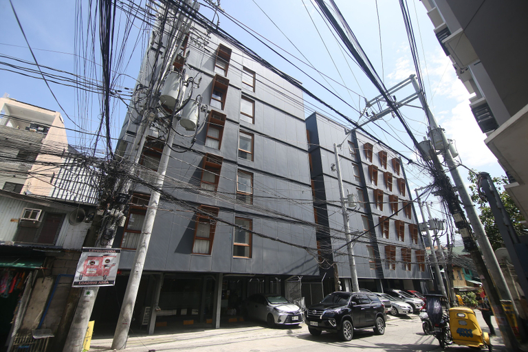 Front of property, Quarto PH, Taguig