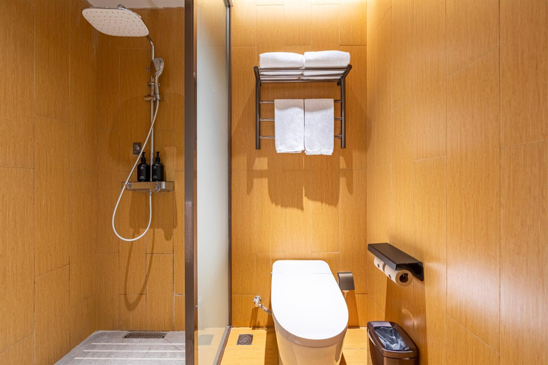 Bathroom 4, JI Hotel Shanghai Dishui Lake Yunjuan Road, Shanghai