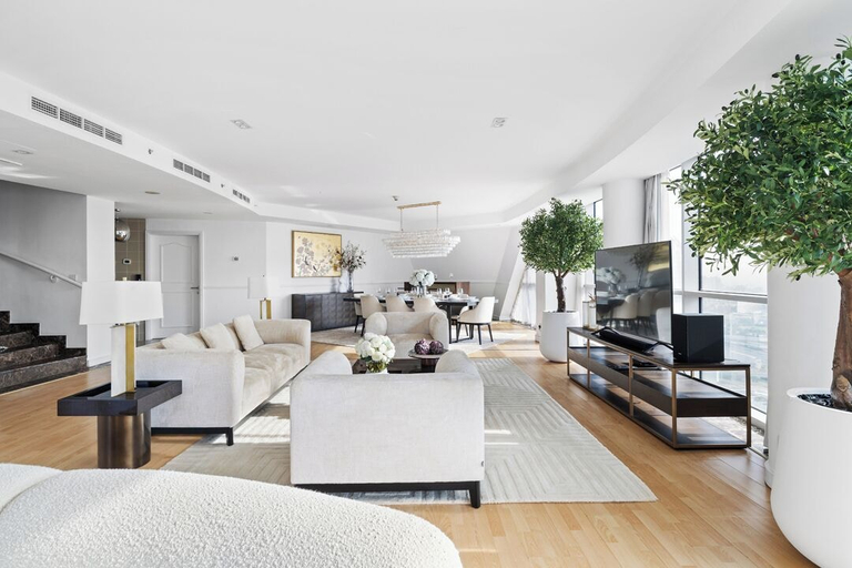 Living area 3, Penthouse Private Pool and Yacht Views, Dubai