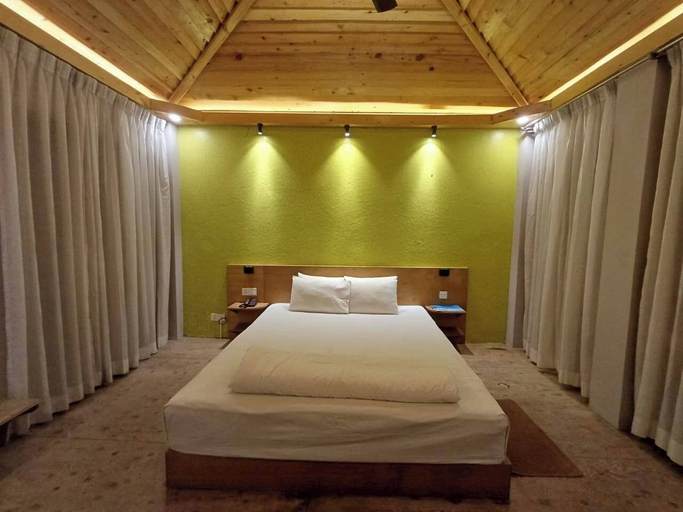 Room 5, Neel Hawa Beach resort Saint Martin, Maungtaw