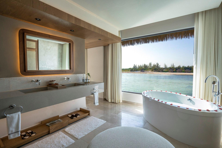 Bathroom 4, Palafitos Overwater Bungalows, All & More Inclusive-Adults Only  , Cozumel