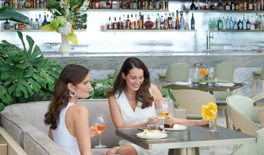 Food & Drinks 5, Roami at Brickell Arch, Miami-Dade