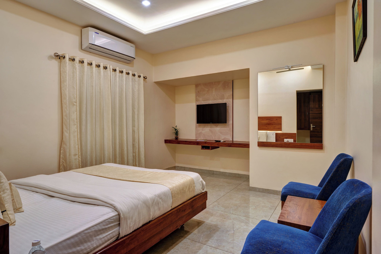 Bedroom 4, Hotel Rajpurush, Kolhapur