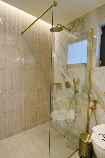 Bathroom 5, Monarco Executive Rooms, South Aegean