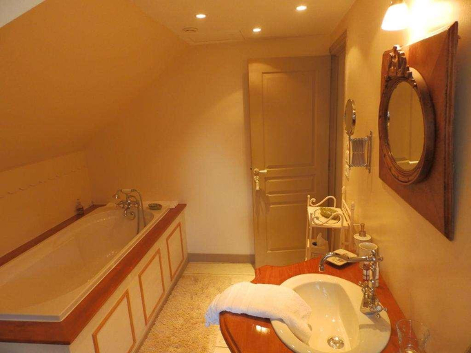 Bathroom 3, Chateau du Pin, Ille-et-Vilaine