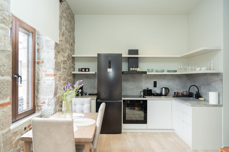 Others 4, MONOPATI HOUSE, Thessaly