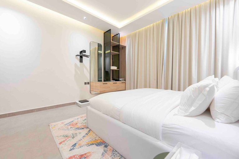Interior 3, Spacious Al Wadi Home With Free Parking, Riyadh