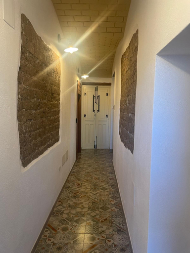Hallway, Luxar Suites & Apartments, Cagliari