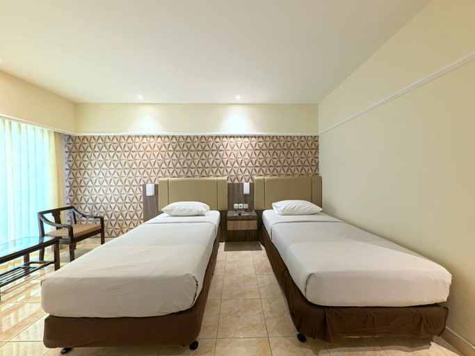 Bedroom 5, Rosalia Hotel Baturaden, Banyumas