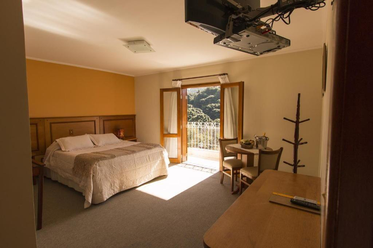 Bedroom 2, Pousada Vilage Inn Campos do Jordao, Campo Limpo Paulista
