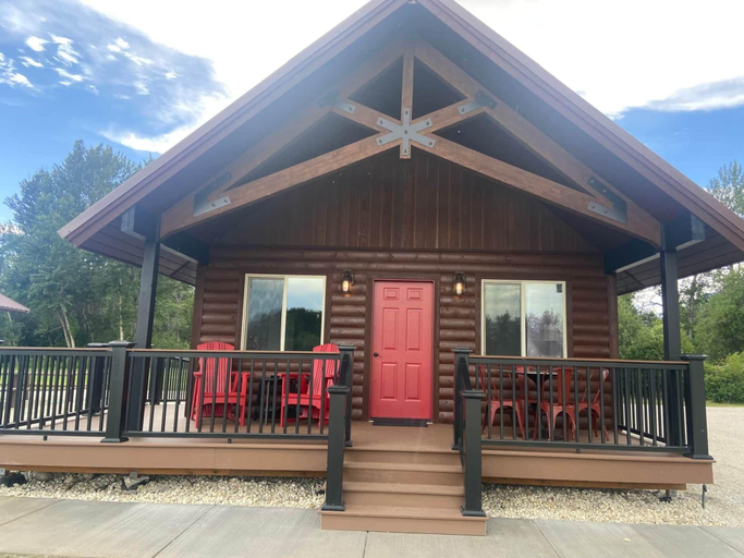 Exterior & Views 1, SkyWater Cabins, Ravalli