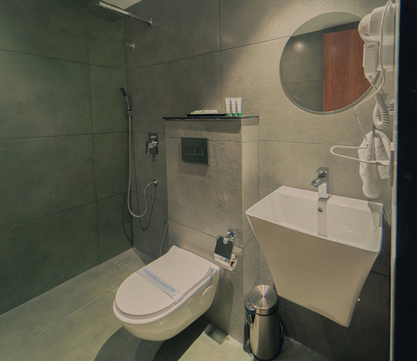 Bathroom 5, The Livin Jubilee, Hyderabad