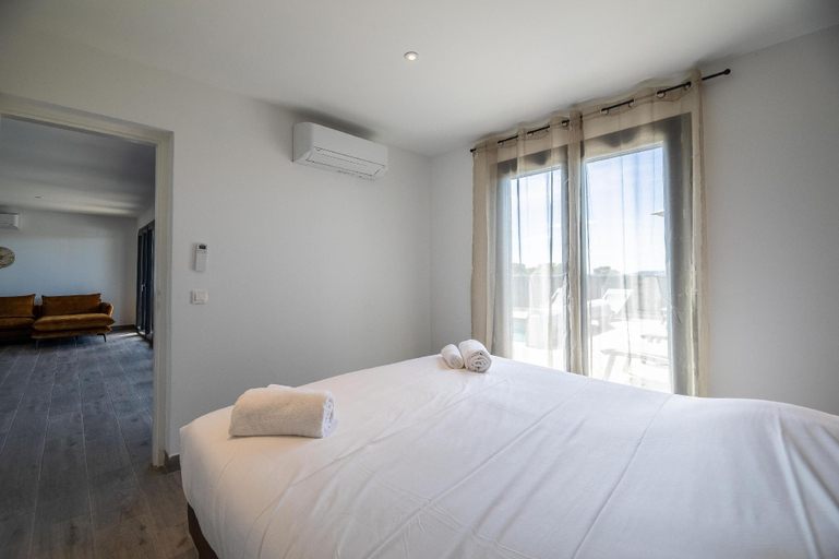 Bedroom 3, Residence Pierre & Vacances Premium Les Terrasses d'Arsella, Corse-du-Sud