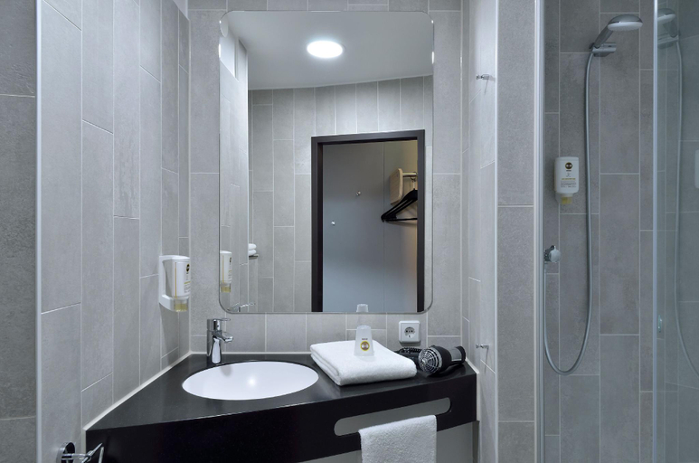Bathroom 4, B&B HOTEL Wien-Heilligenstadt, Wien