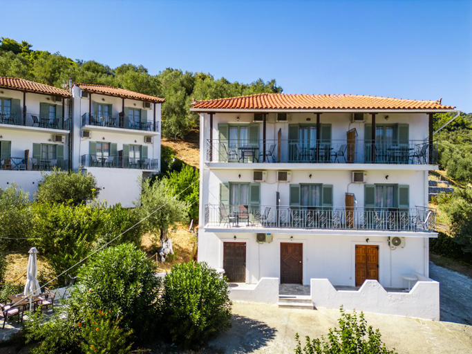 Others 4, Skiathos Country Studios, Thessaly