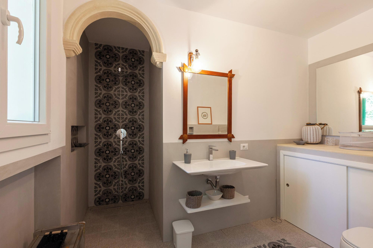 Bathroom 3, Villa Giorgisa Casale pool sea view, Lecce