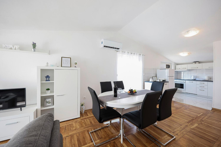 Others 4, Infinity Appartements in Vodice - Nord-Dalmatien, Vodice