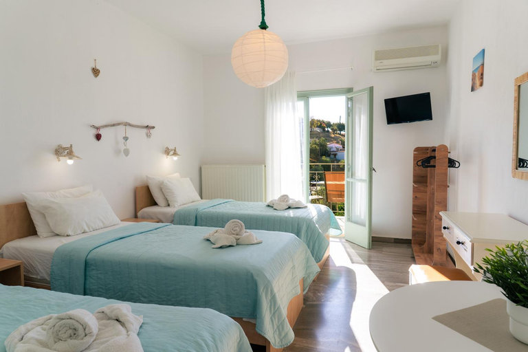 Bedroom 3, Skiathos Country Studios, Thessaly
