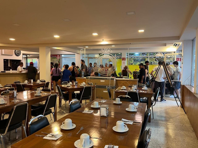 Food & Drinks, Hotel y Restaurant Real Plaza Jacona, Ciudad Valles