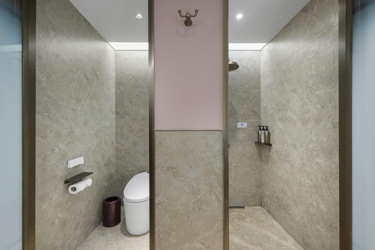 Bathroom 4, Mercure Xi'an Stadium Hotel, Xi'an