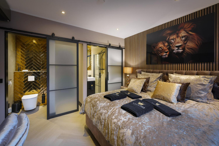 Others 5, Villa B&B Bovenkarspel, Stede Broec