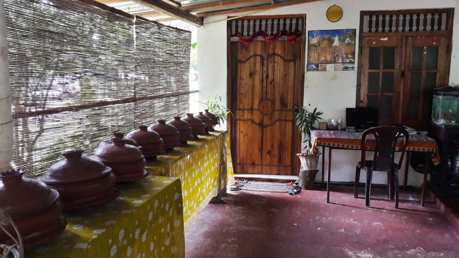 Food & Drinks 4, Anura Homestay, Dambulla