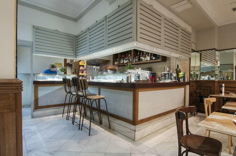 Food & Drinks 5, Senator Gran Via 70 Spa Hotel, Madrid