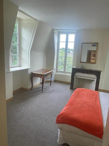 Bedroom 4, IL MAESTRO - HOTEL RESTAURANT DU CHATEAU, Val-d'Oise
