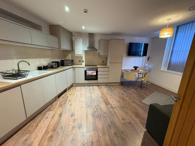 Others 3, The Cavern Quarter Aparthotel by UStay, Sefton