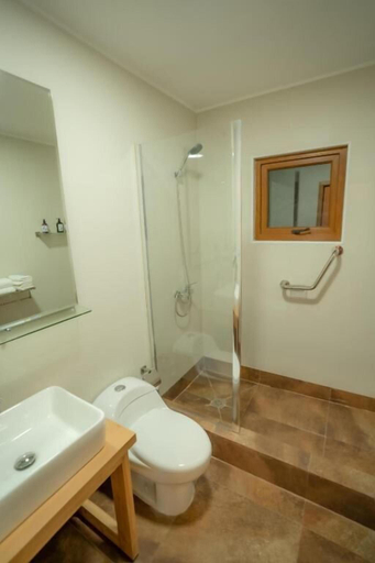 Bathroom 3, Calafate Apart Hotel, Coihaique
