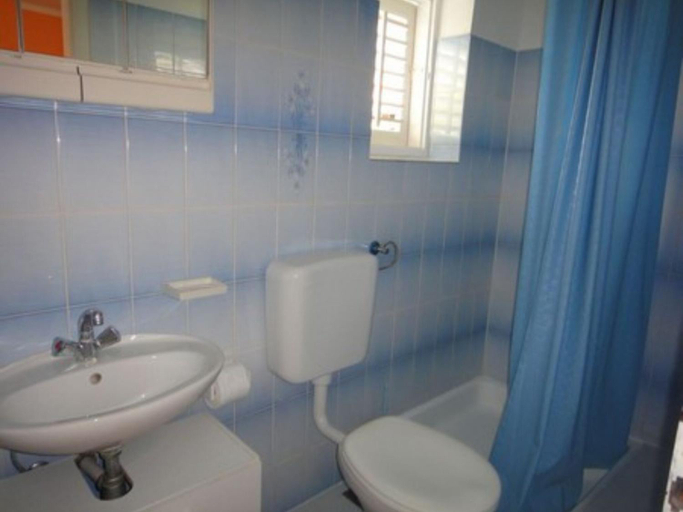 Bathroom 3, Seafront Apartments Pretner, Orebić