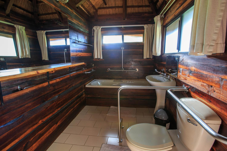 Bathroom 3, Kwalata Game Lodge, City of Tshwane