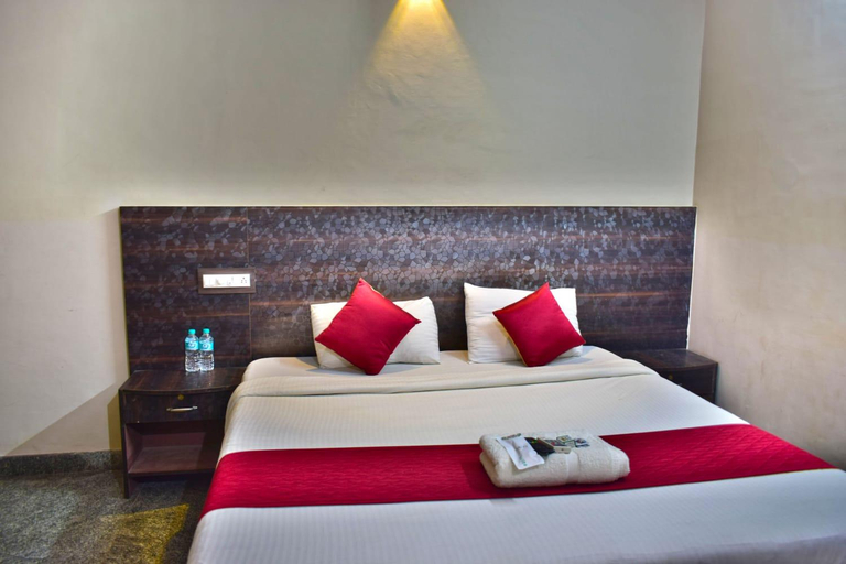 Bedroom 2, Dolphin Resort, Vellore