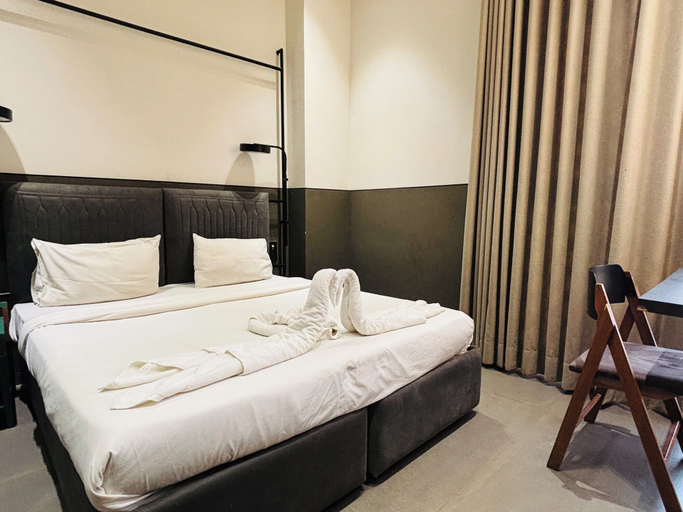 Bedroom 3, Ibiza Hotel, Ahmadabad